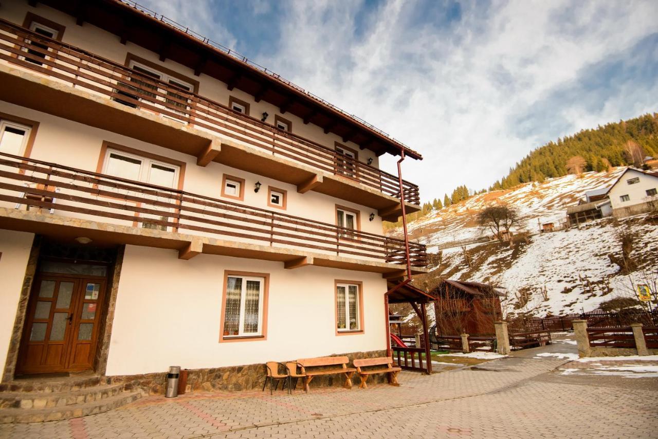 Pensiunea Malina Moeciu De Sus Exterior foto